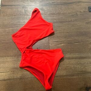 NWOT Beach Riot Celine One Shoulder Swimsuit in Holiday Red M